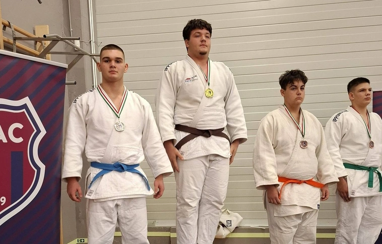 A miskolci sportolók több érmet és pontszerző helyezést harcoltak ki a győri versenyeken.