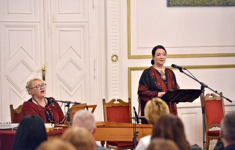 Sebestyén Márta és Andrejszki Judit „Ritka kertben” című lélekemelő koncertje. Fotó: Osztie Tibor