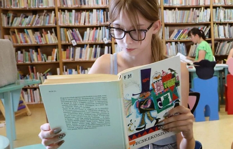 gyermekkönyv