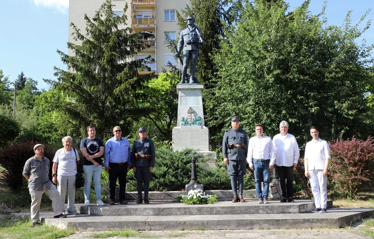 Megemlékezés a tizeshonvédekre