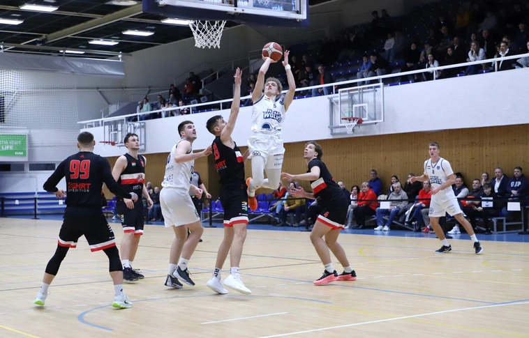 Peka Bau-MEAFC Wolves - EBH-Salgótarján