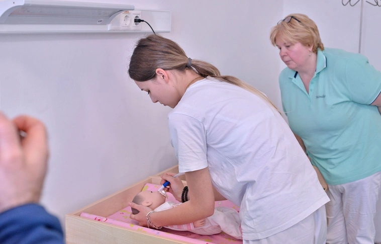 Megyei Kórház - Kossuth Zsuzsanna verseny