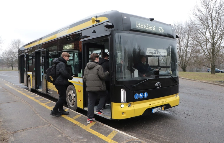 BYD elektromos busz tesztelése az MVK-nál