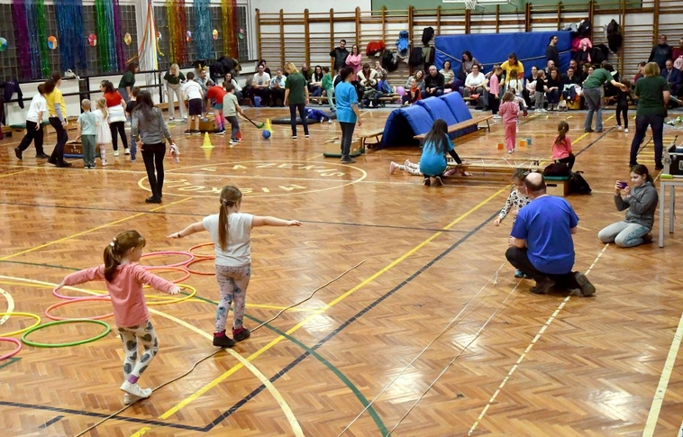 Várták a leendő elsősöket a Fazekas iskolában. Fotó: Bujdos Tibor