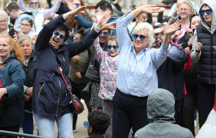 Flashmob a Szent István téren. Fotó: Juhász Ákos