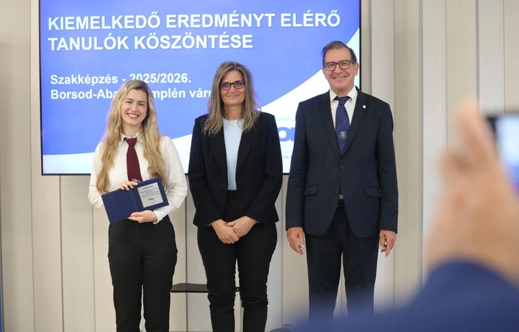Szakmájukban kiemelkedők – elismerést kaptak a legjobb borsodi diákok. Fotó: Juhász Ákos