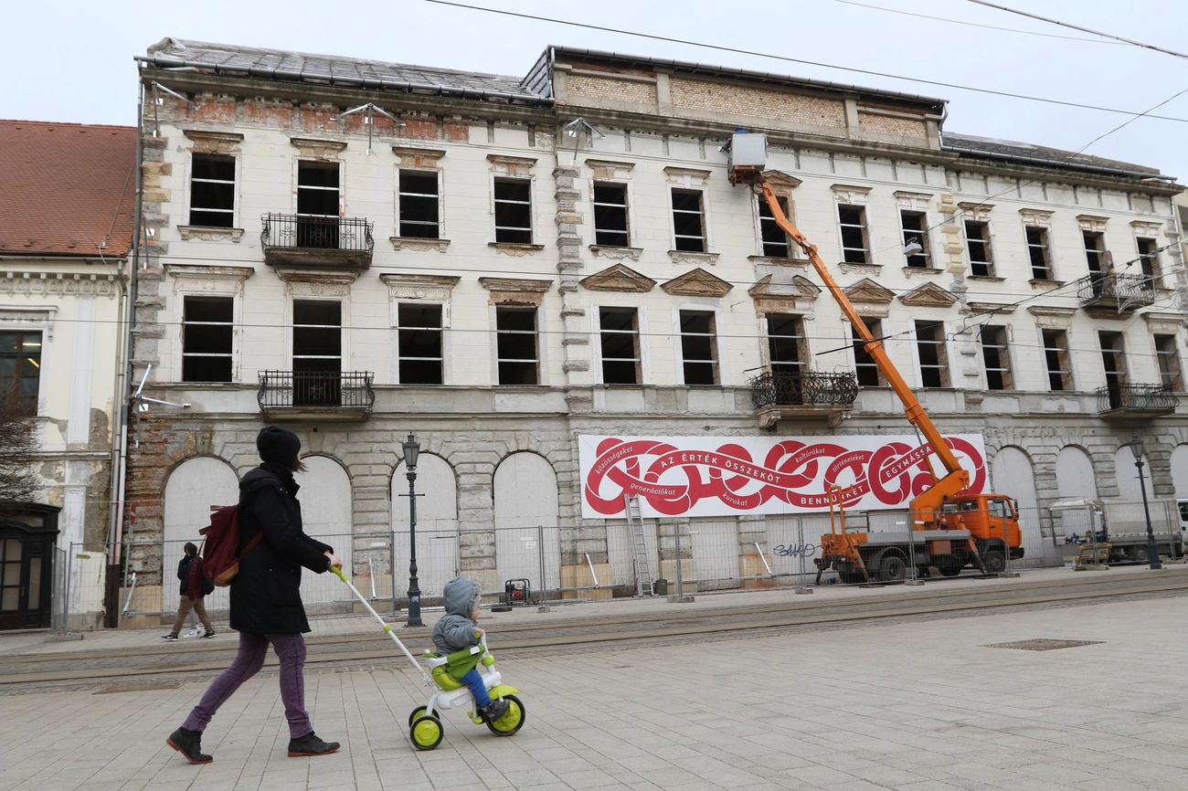 avas_szálló_távtartók