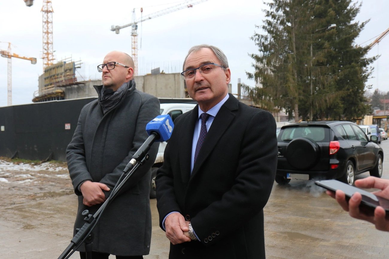 hubay sajtótájékoztató