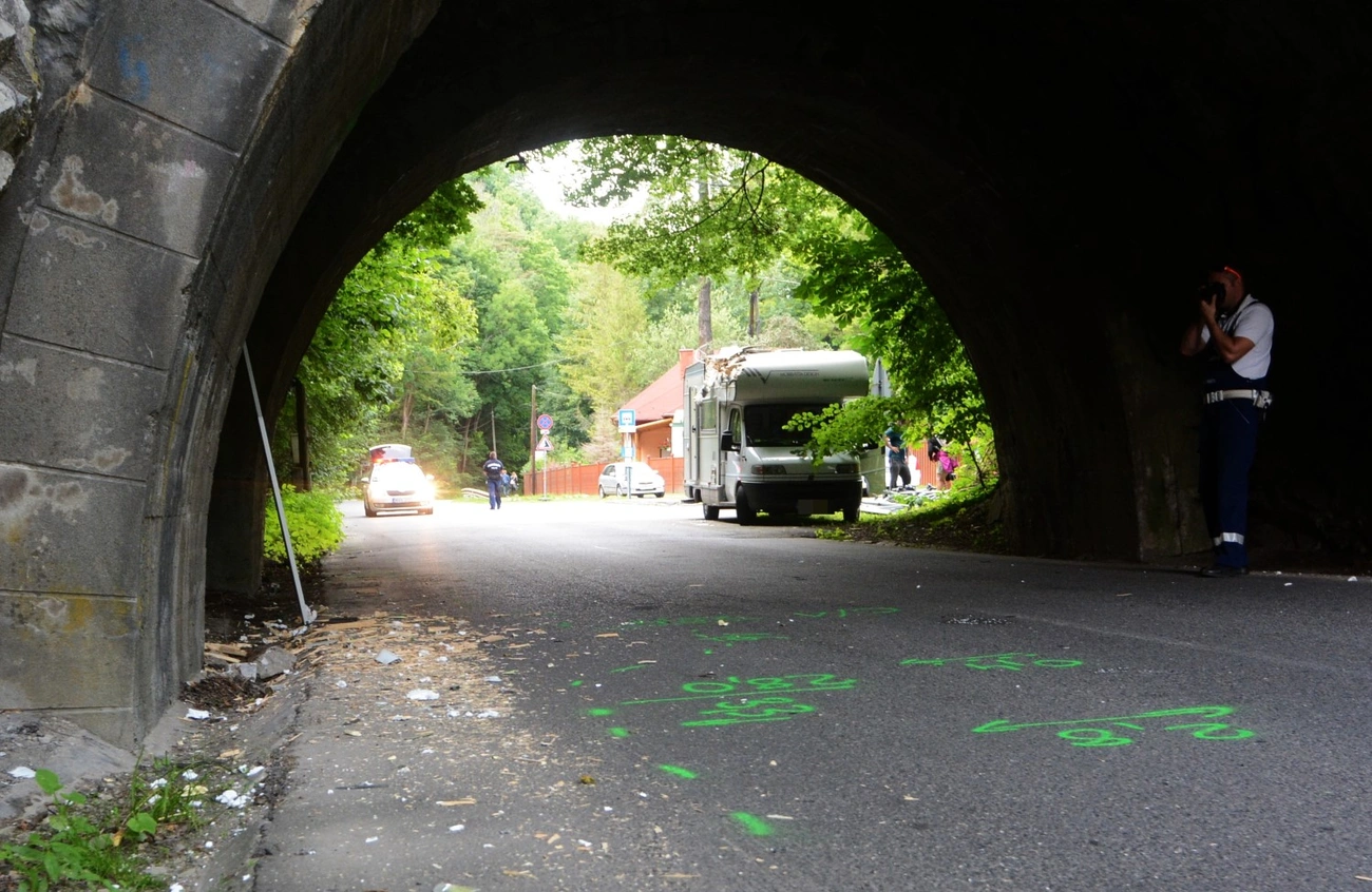 baleset, lillafüred, alagút,