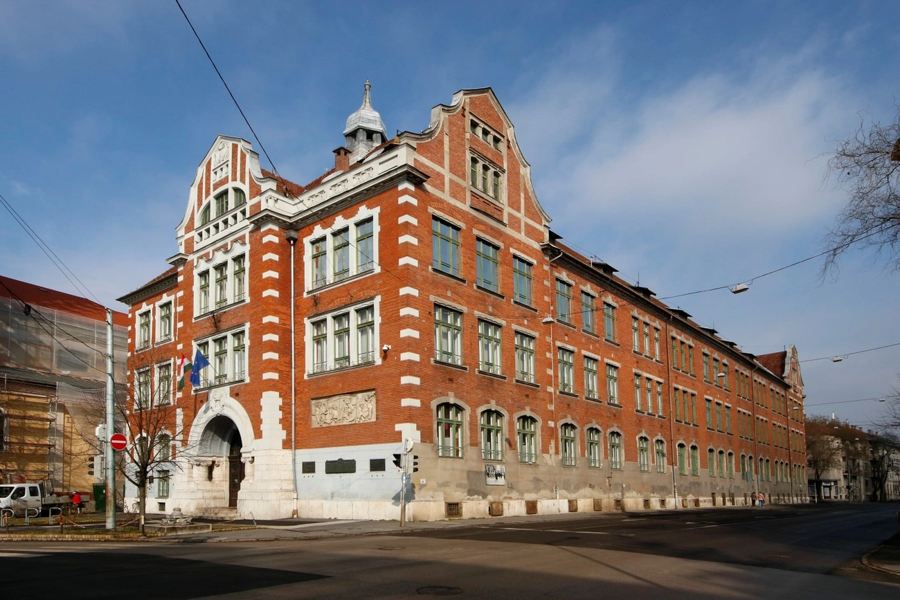 földes ferenc gimnázium