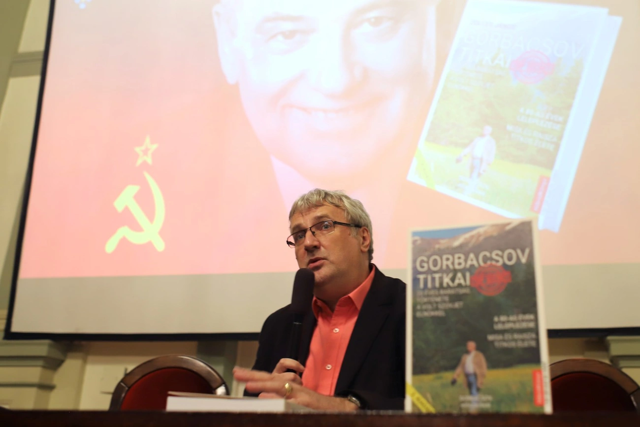 mab akadémiai esték gorbacsov titkai zolcer jános