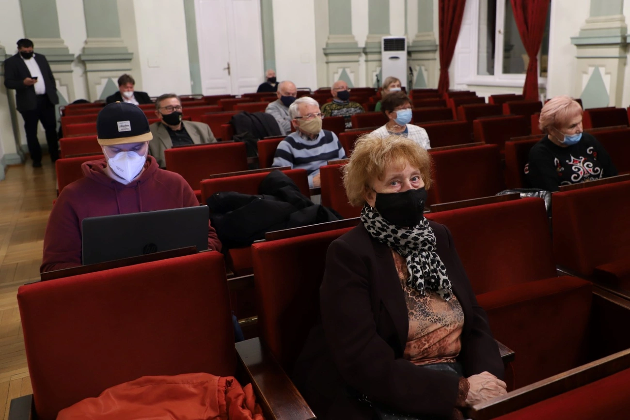 mab akadémiai esték gorbacsov titkai zolcer jános