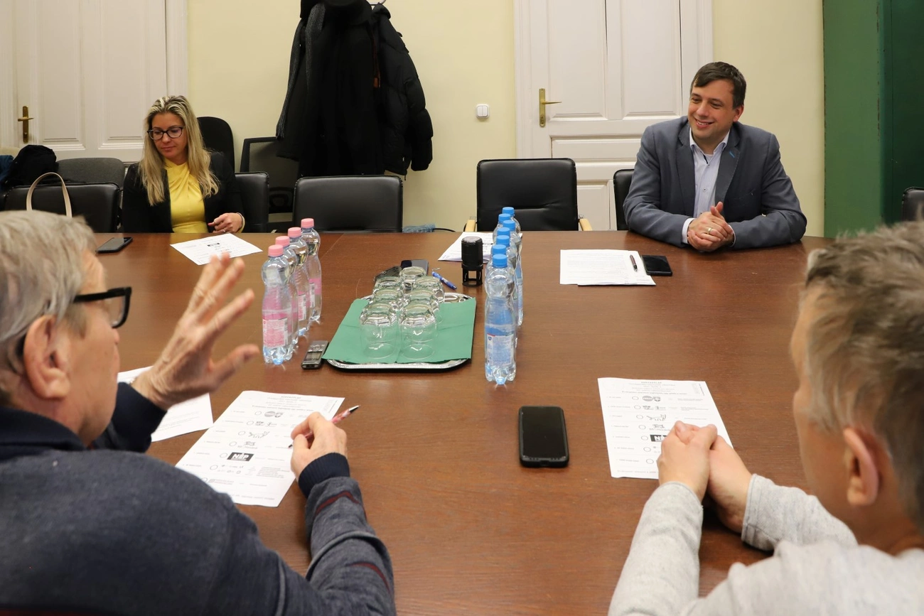 választási bizottság szavazólap