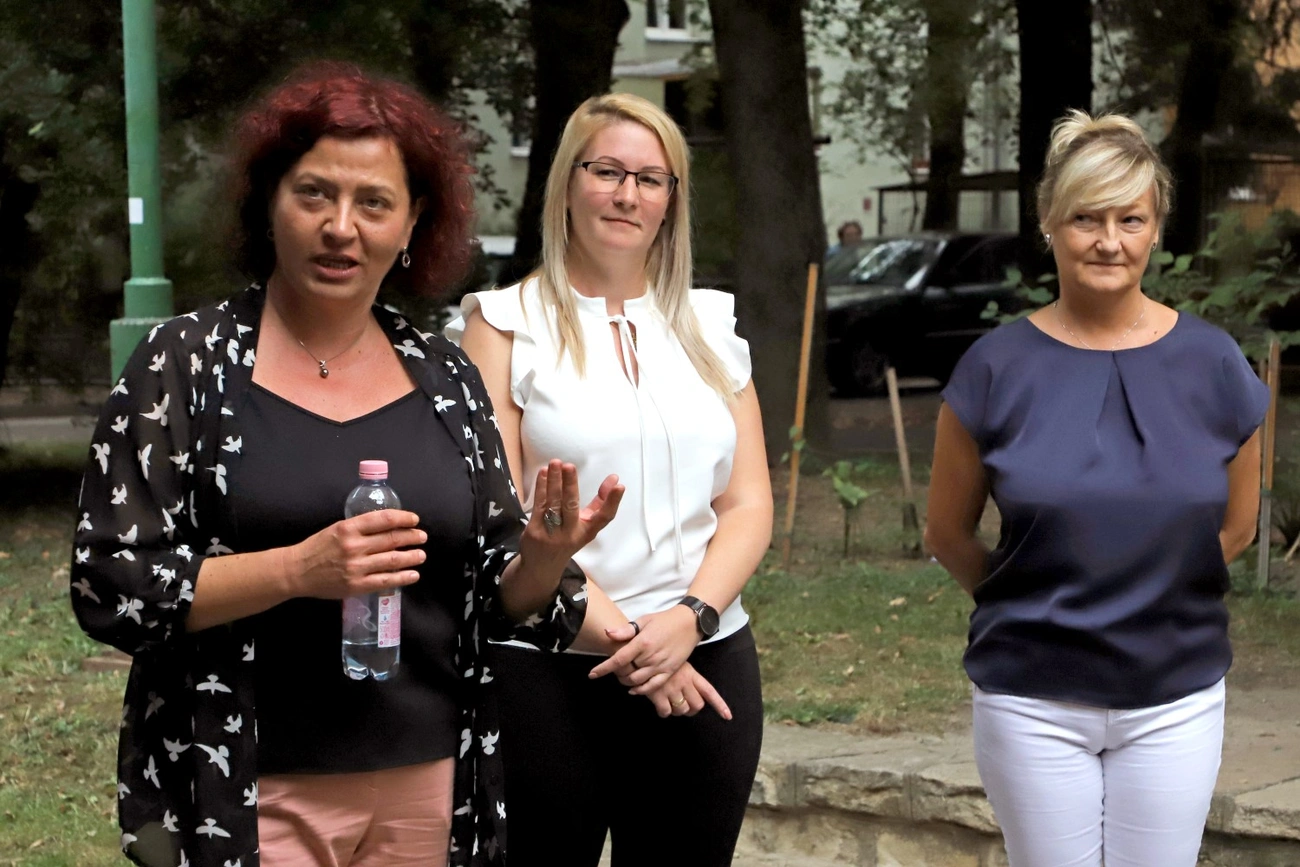 vadai ágnes sebe-gazdig judit hegedűs andrea utcafórum