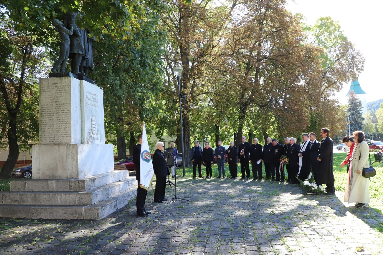 vitézi rend megemlékezés I. világháborús emlékmű