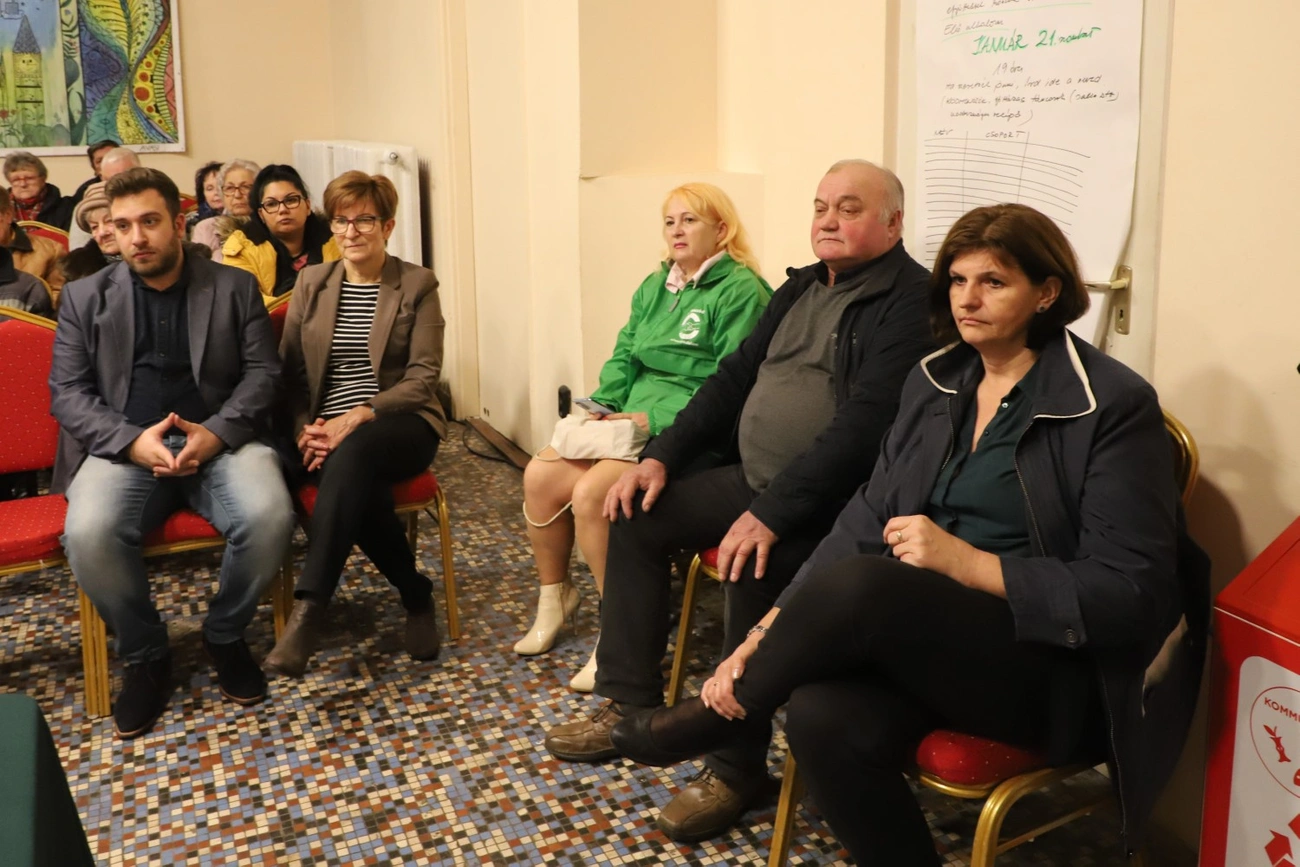 párbeszéd lakossági fórum