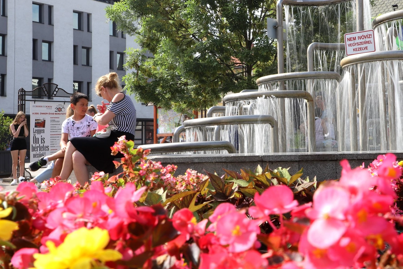 minap indító centrum szökőkút