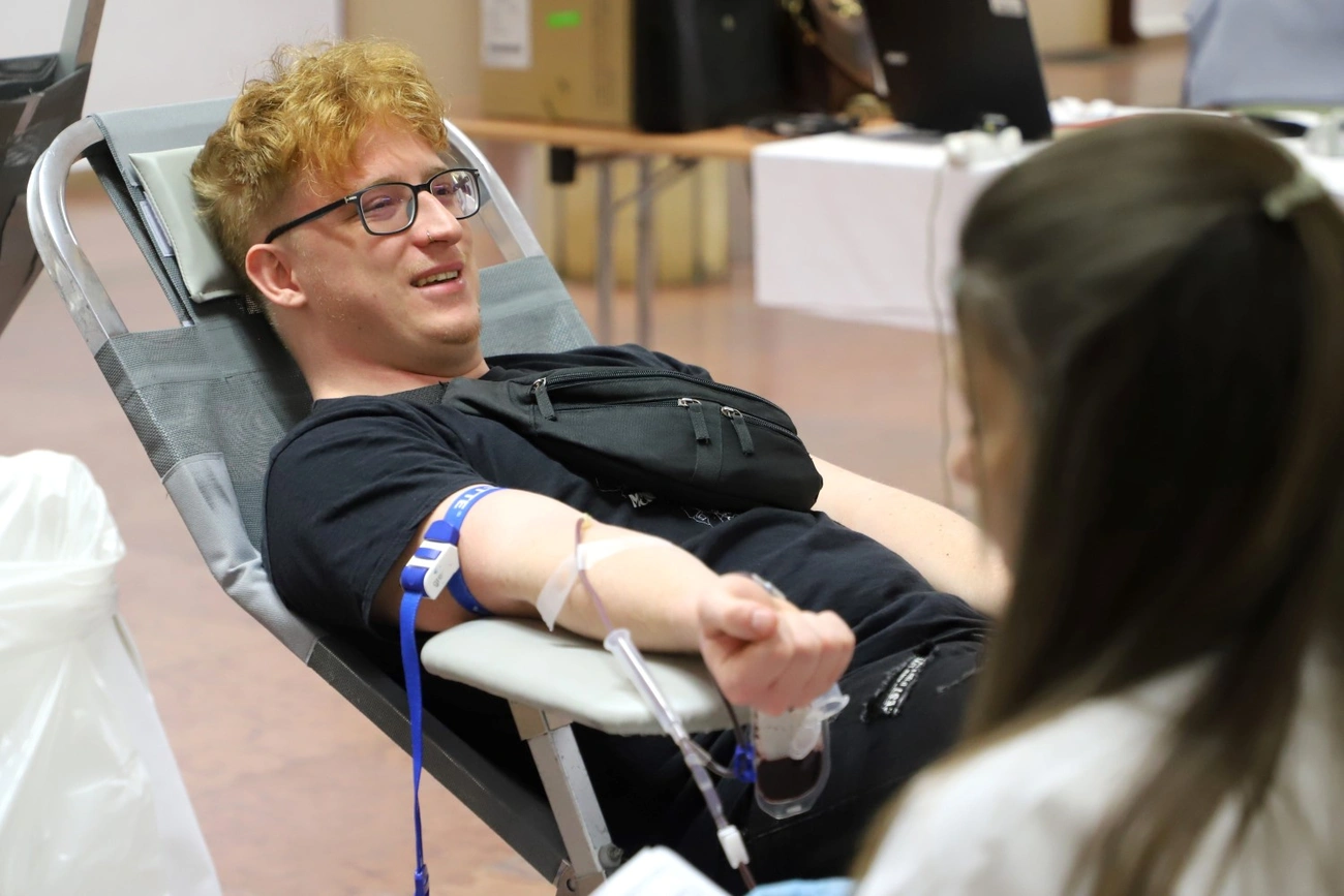 véradás   magyar vöröskereszt egyetem