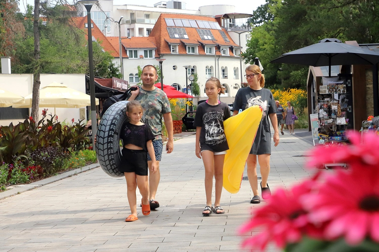 nyaralás tapolca turizmus barabits sétány