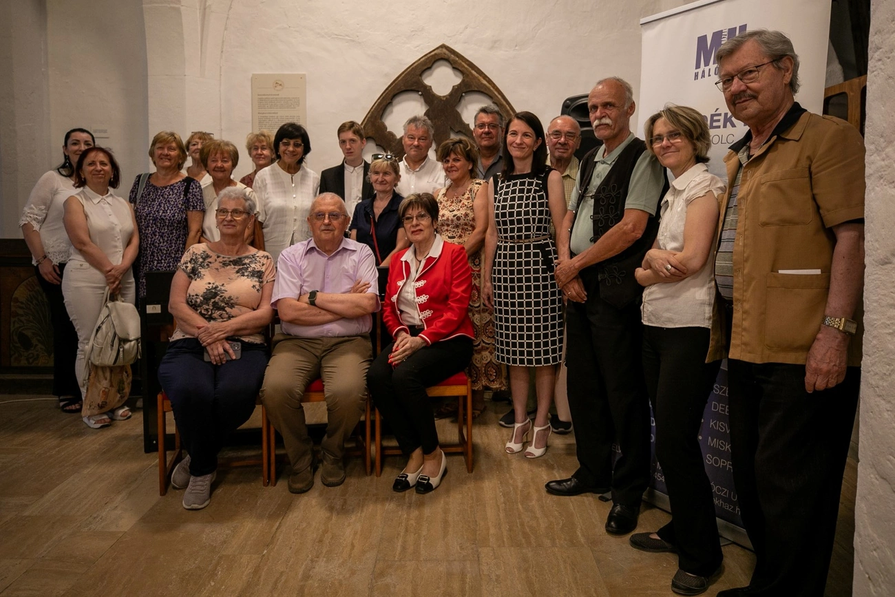 karpat_medence_fotokiallitas_250625ml-28.jpg karpat_medence_fotokiallitas_250625ml-28.jpg
