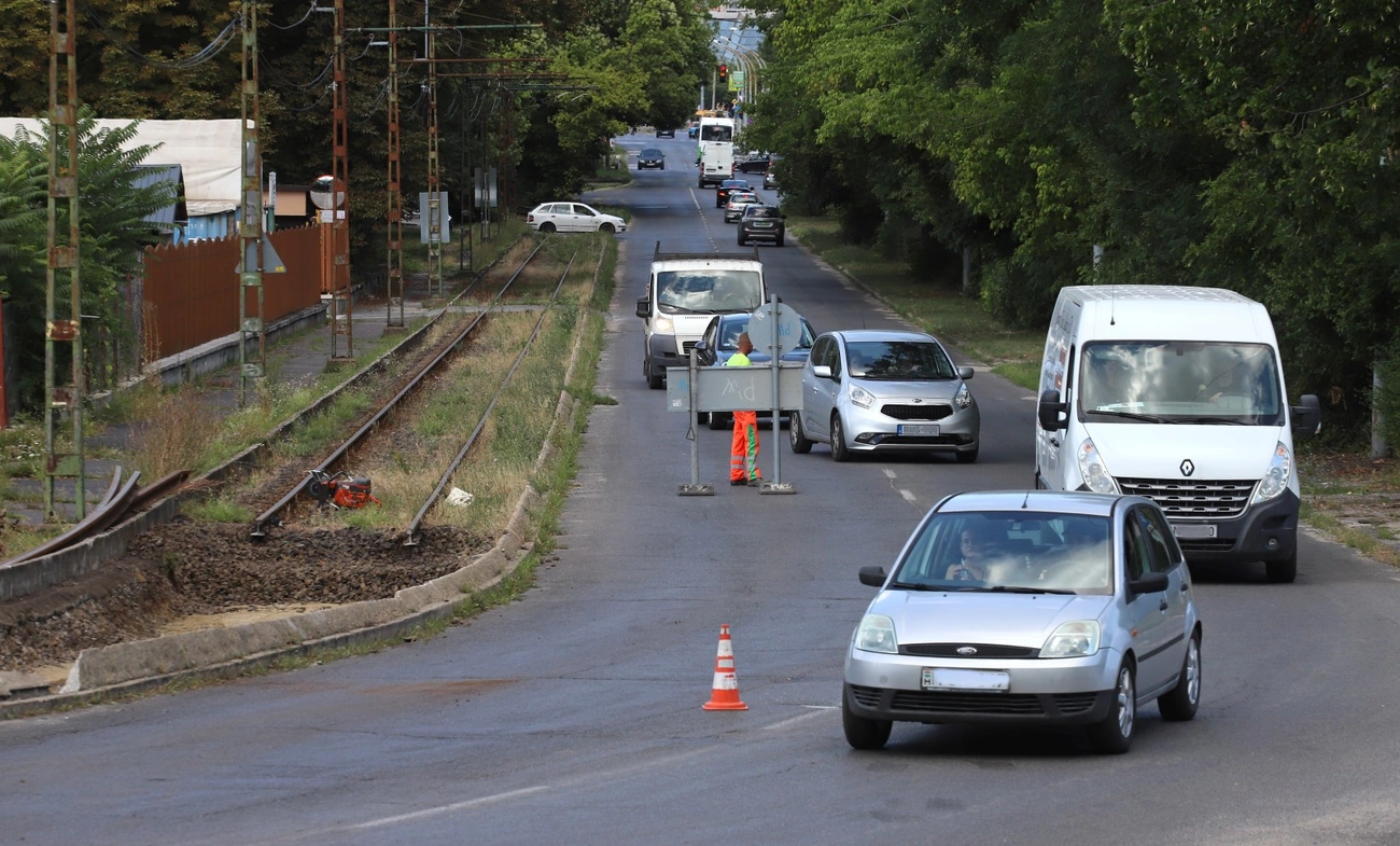 2-es-villamos_palya_felujitas_250801ml-14.JPG