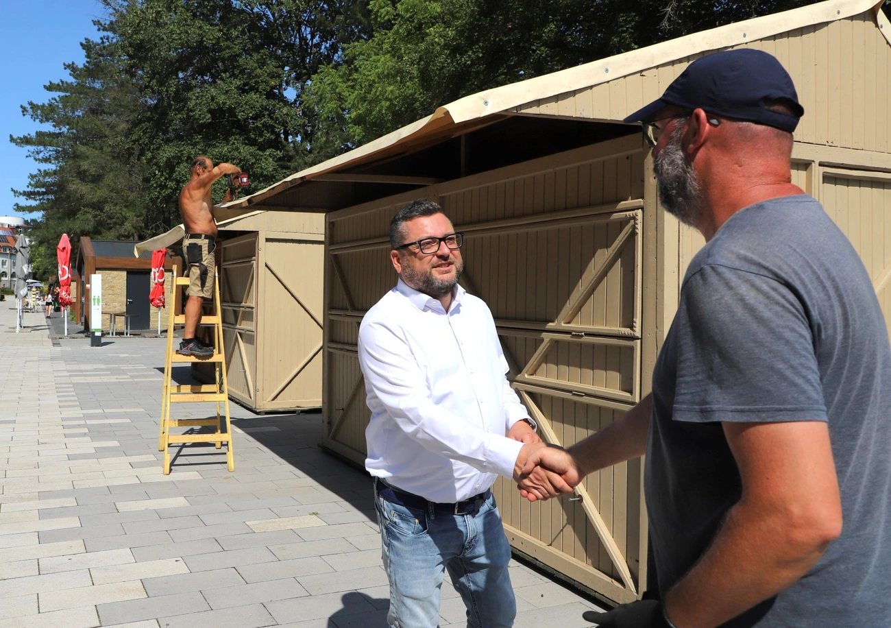 Gin Fesztivál építés