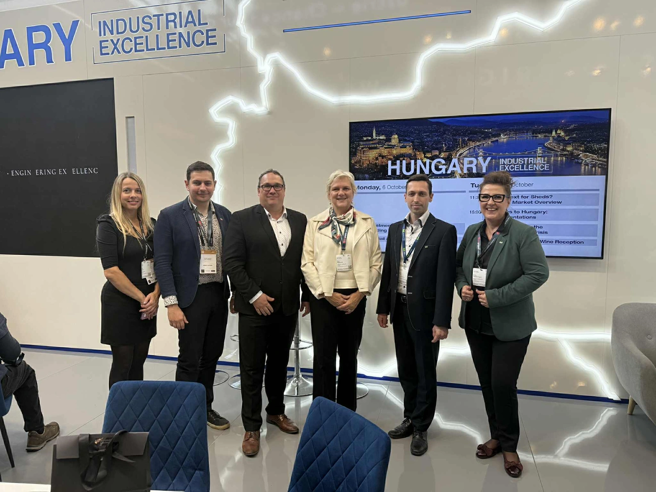 558177341_1374316231365461_841824735139640068_n.jpg (208.5 KB)