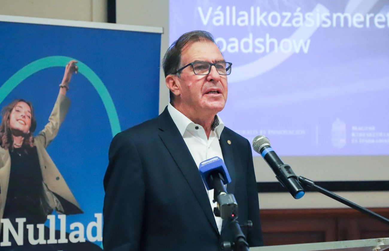 vallalkozasi_roadshow_251010ml-4.jpg