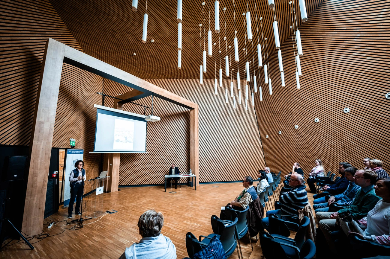 leveltari_konferencia_251015_hcs_web-6.jpg