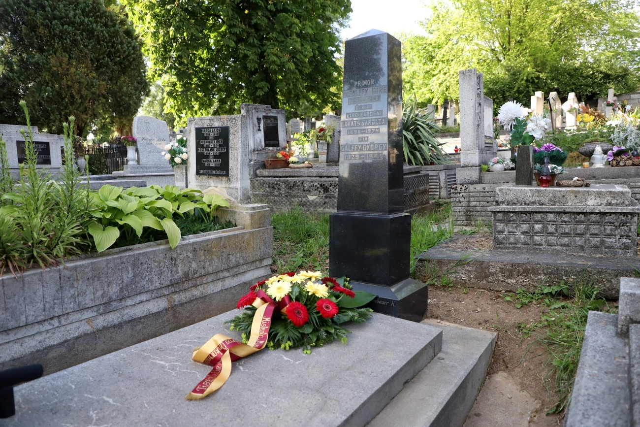 koszoruzas_polgarmesterek_240510ml-9.JPG