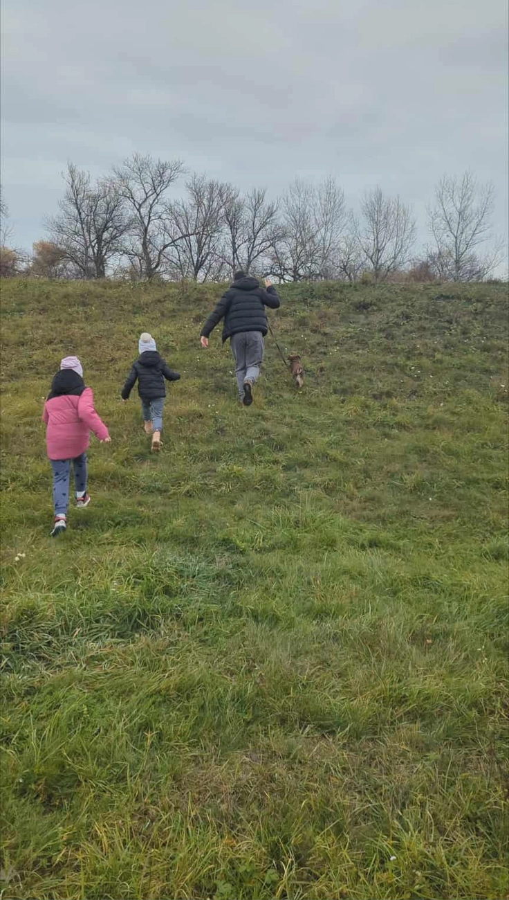 kutyasétáltatás MÁSA