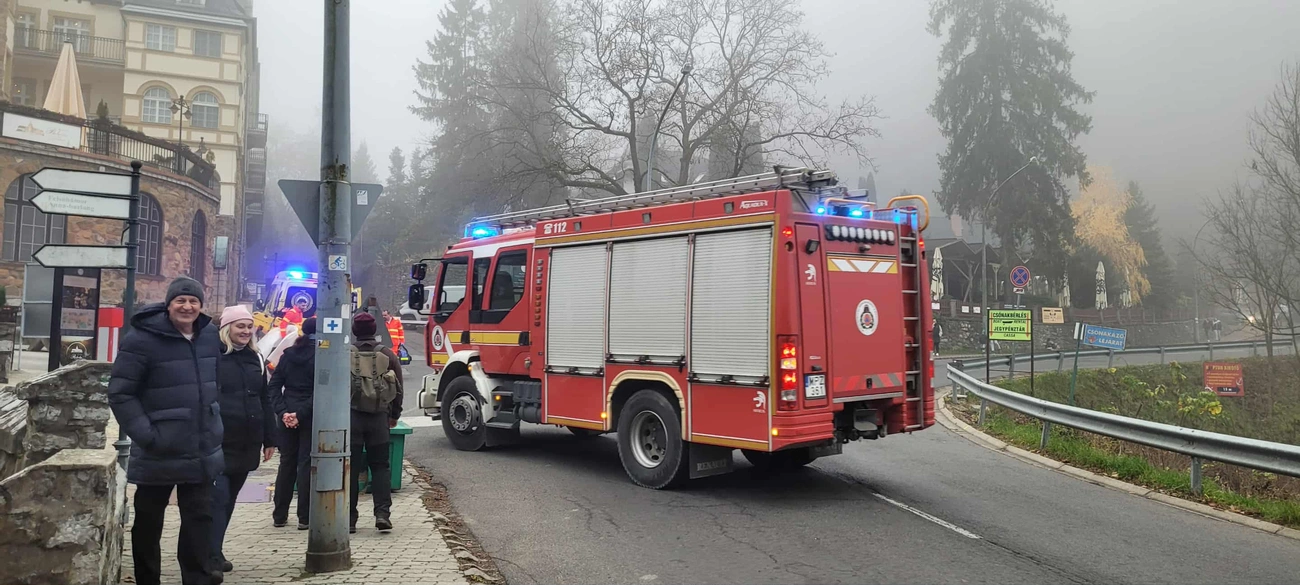 Fájlinformáció	Műveletek 0e2f97a4-9692-42d8-870a-7e497ed04286.jpg (247.05 KB)