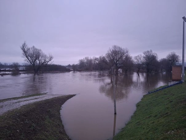 árvízvédelmi készültség