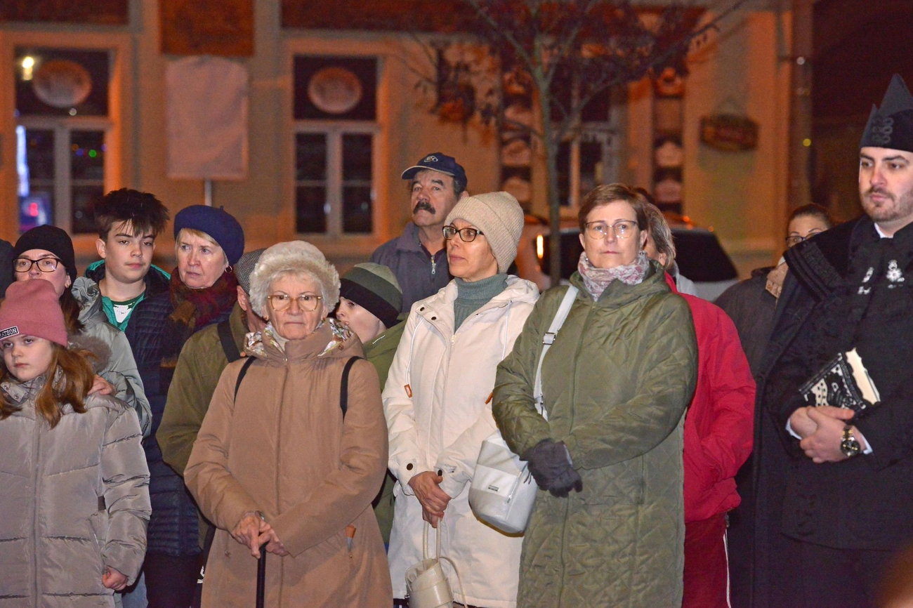 diósgyőri gyertyagyújtás