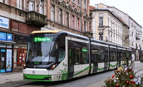 2-es_villamos_karacsony_mvk.jpg