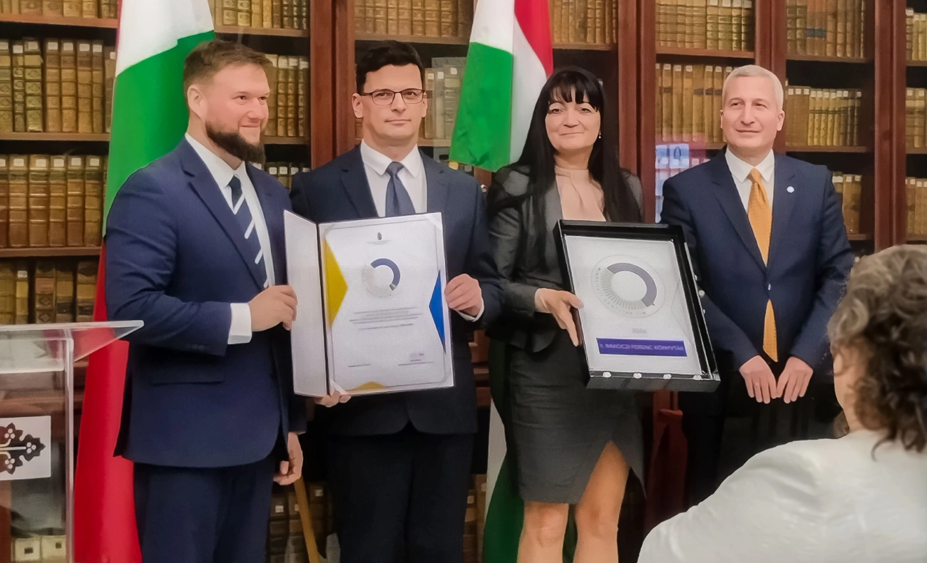 Rangos szakmai elismerést kapott a II. Rákóczi Ferenc Könyvtár