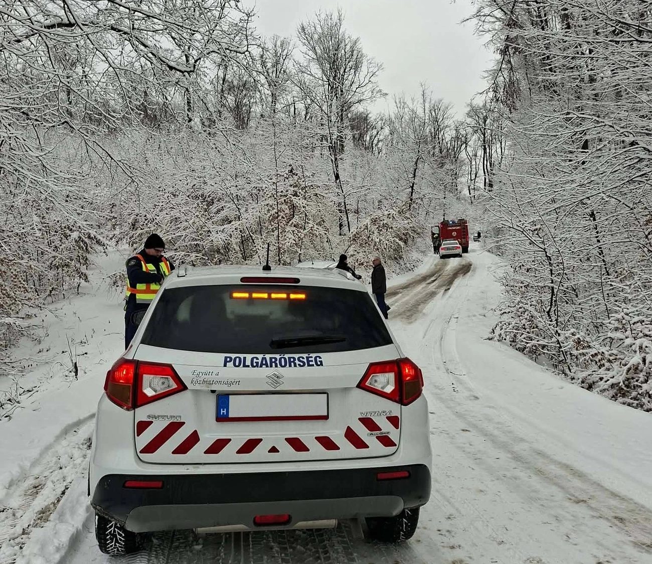 baleset Bükkszentkereszt térségében. Fotó: Bükkszentkereszti Polgárőr Egyesület Facebook