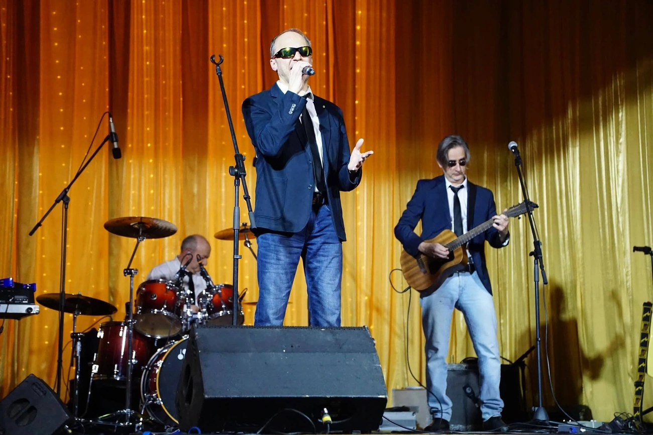 Miskolci Illés Emlékzenekar Szikszón. Fotó: Facebook