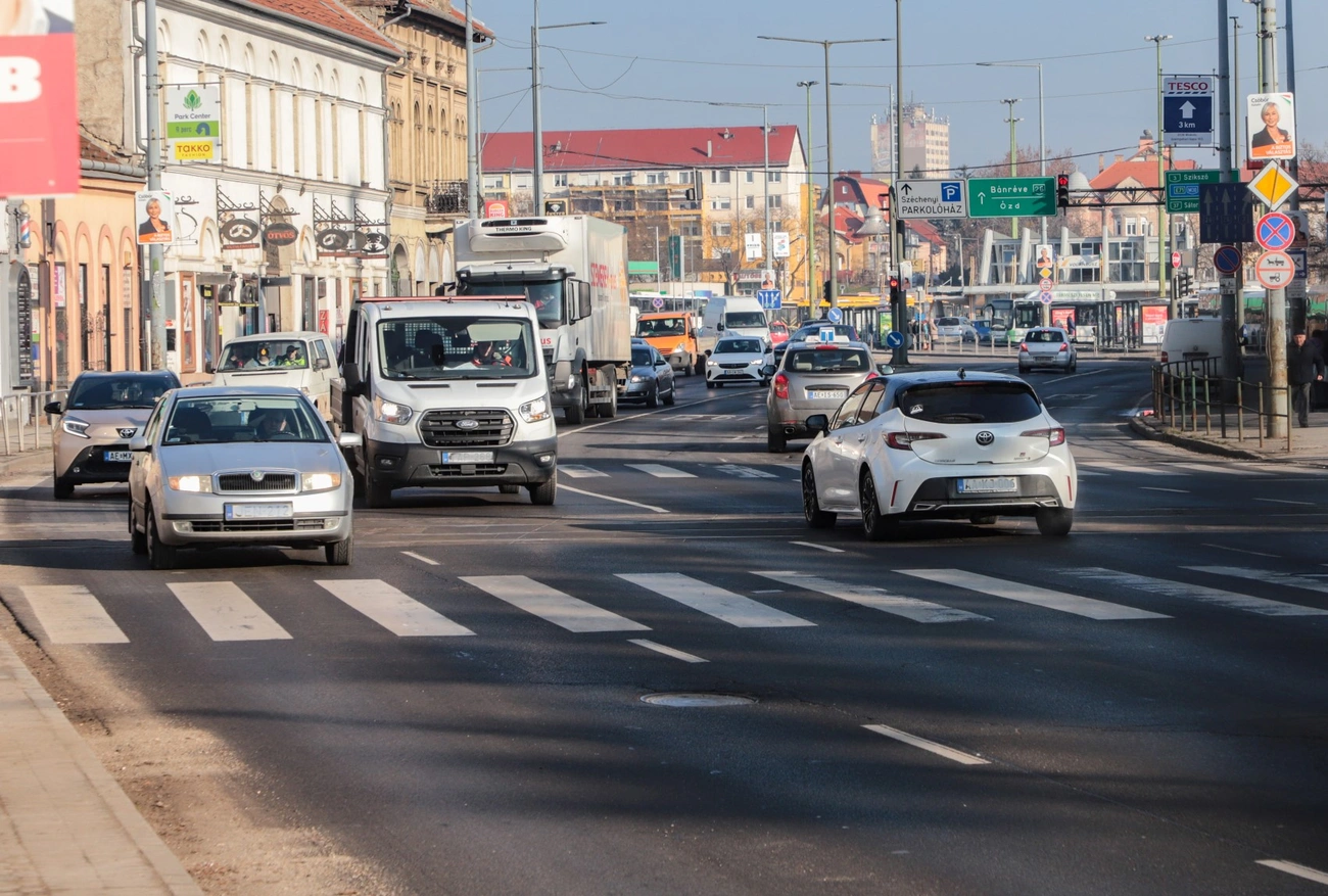 Útfelújítás. Fotó: Mocsári László