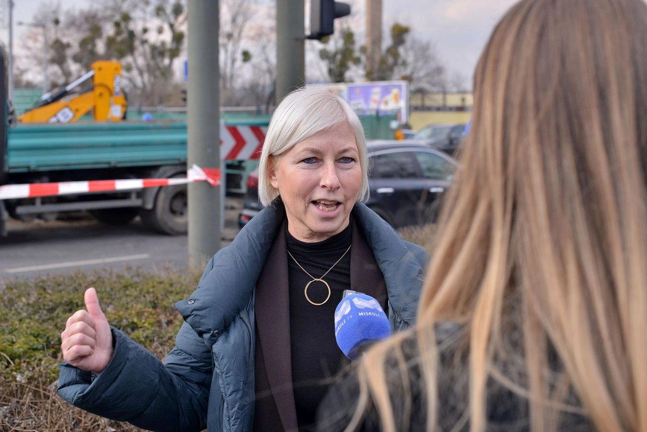 Csőcsere a Futó utcánál. Fotó: Osztie Tibor