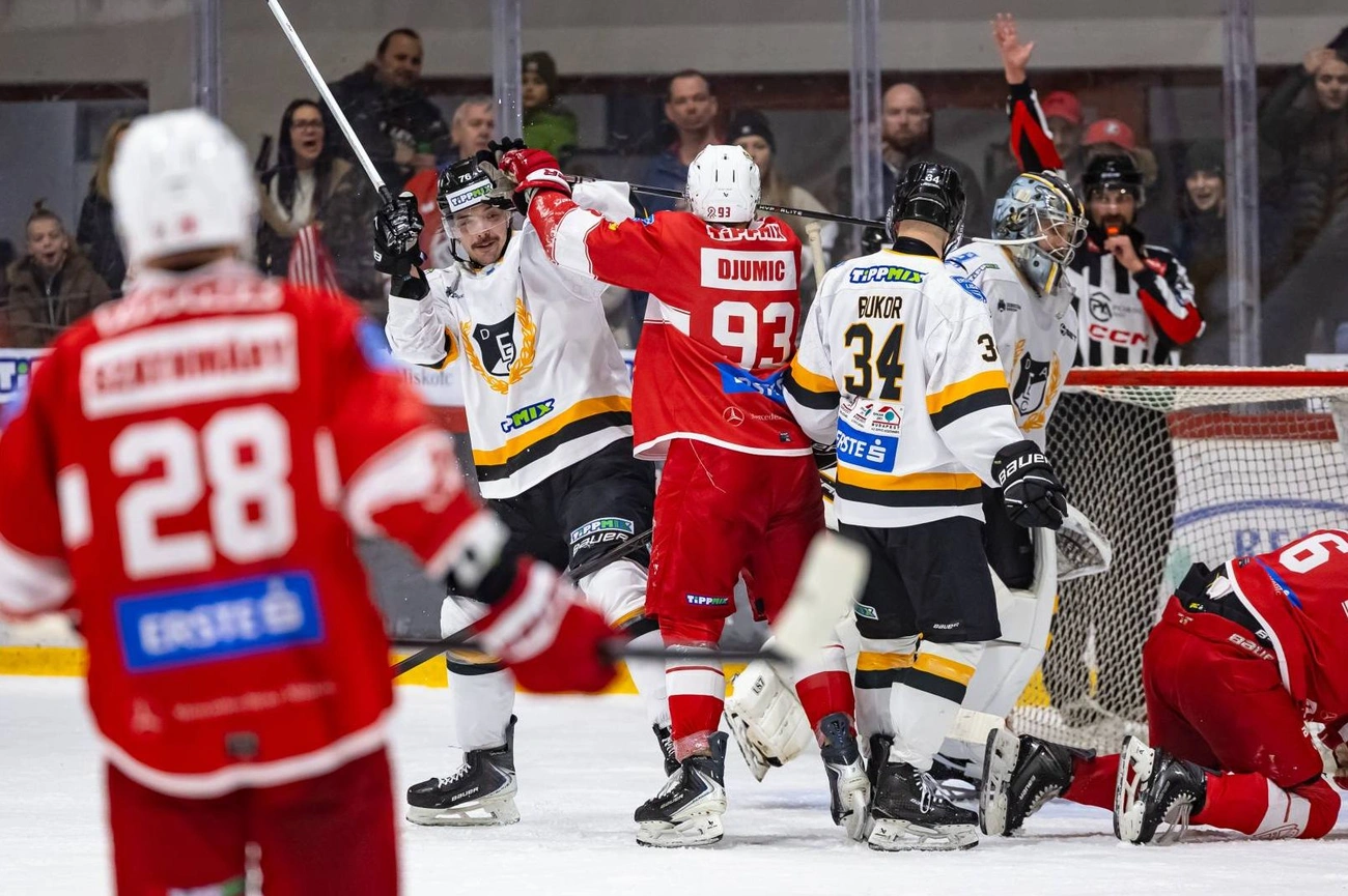 DVTK DEAC jégkorong