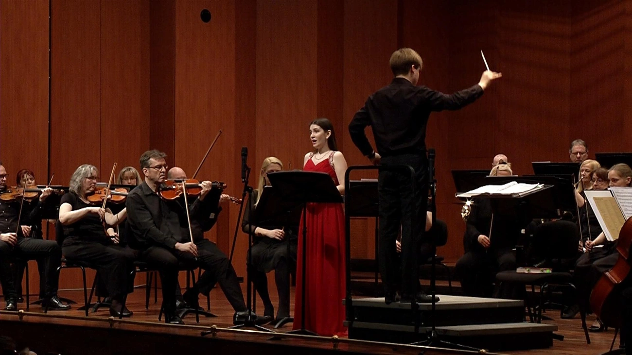 rendhagyoenekora_4.jpg (172.39 KB)