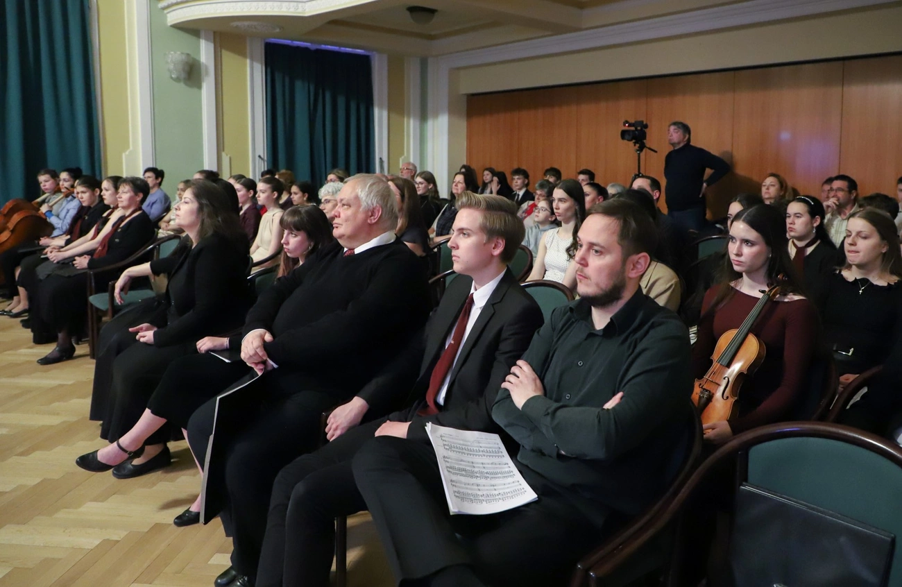 orgona-koncert_zenepalota_260324ml-5.jpg (327.37 KB)