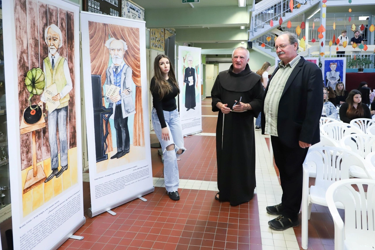 Ars Sacra tablókiállítás. Fotó: Mocsári László