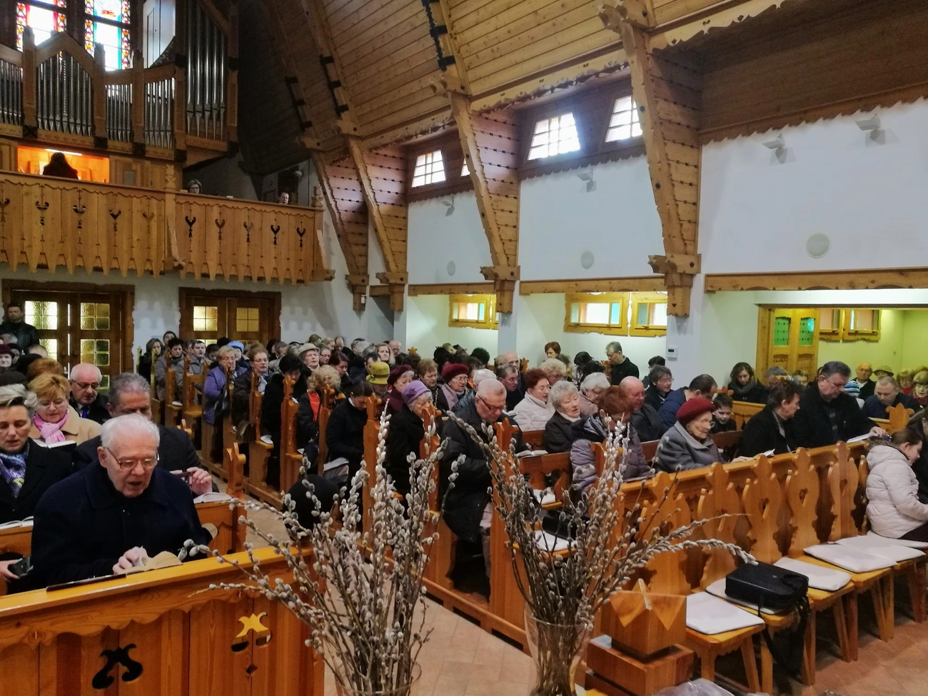 Virágvasárnap a Deszkatemplomban. Fotó: Deszkatemplom Facebook