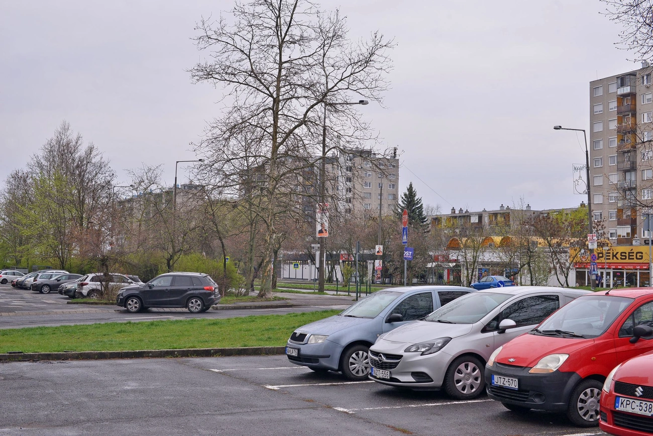 parkolóbővítés az Avason. Fotó: Osztie Tibor