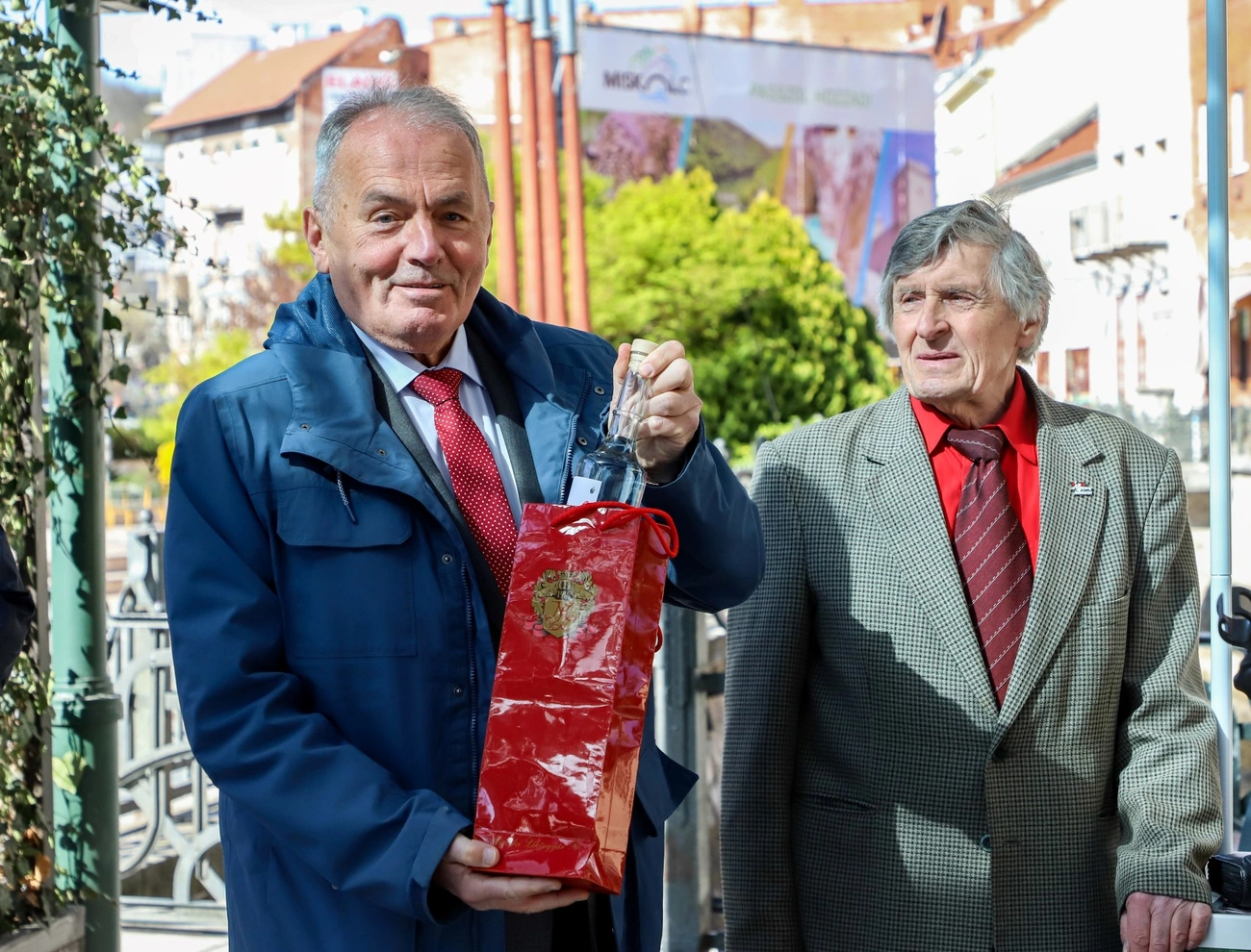 Thürmer Gyula, a Munkáspárt elnöke Gyapjas Sándor, a Borsod-Abaúj-Zemplén vármegye 02. számú egyéni választókerületének jelöltje Fotó: Mocsári László