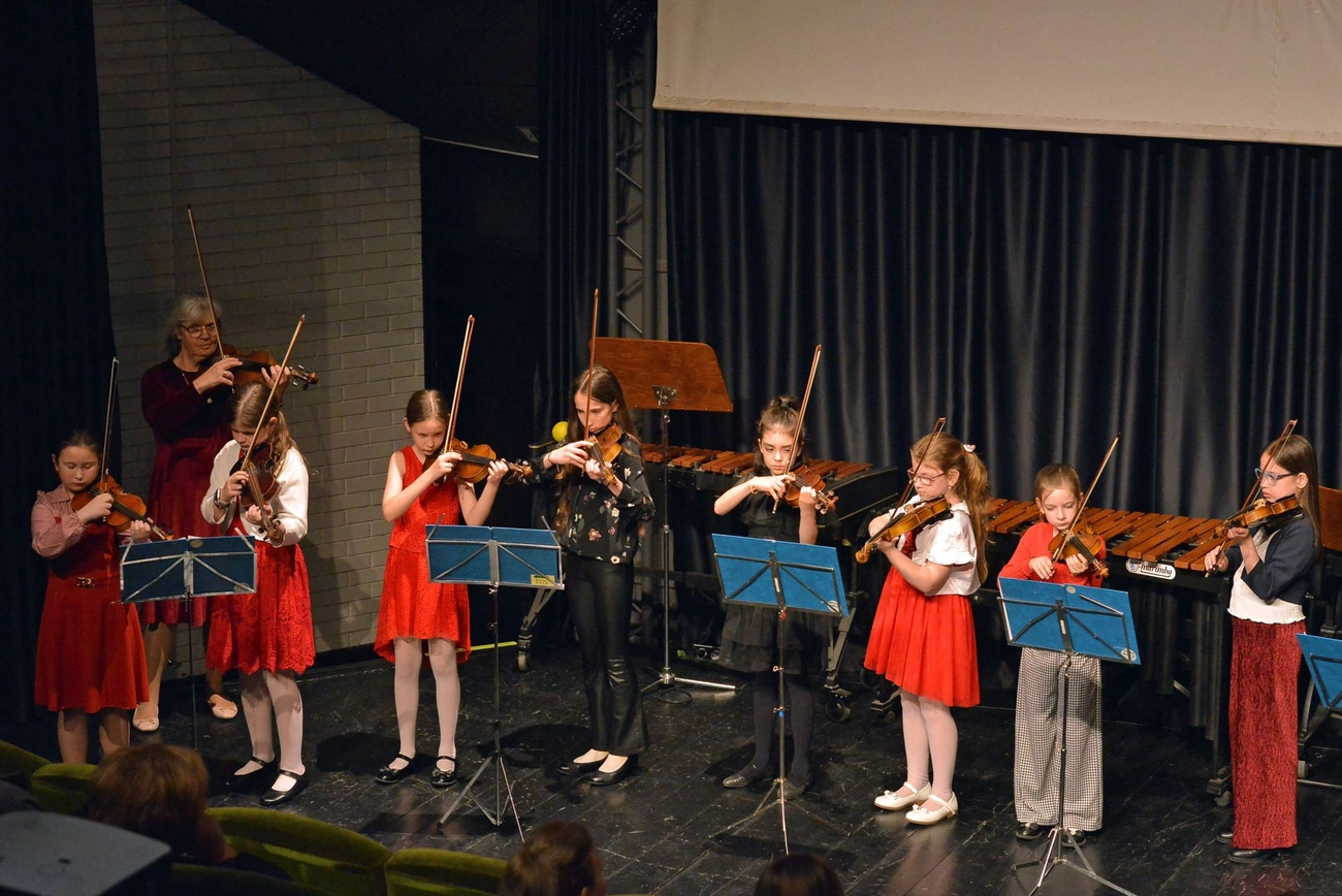 ve erre: jotekonysagi_koncert_supersum_20260416-ot_10.jpg