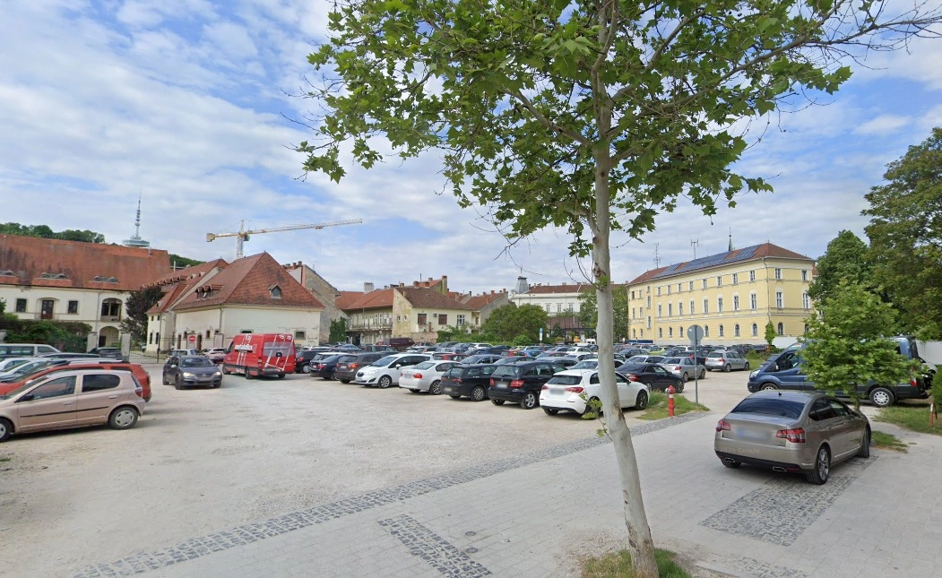 Városház tér parkoló
