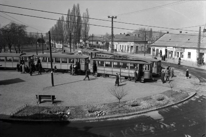 Marx tér. Fotó: Fortepan